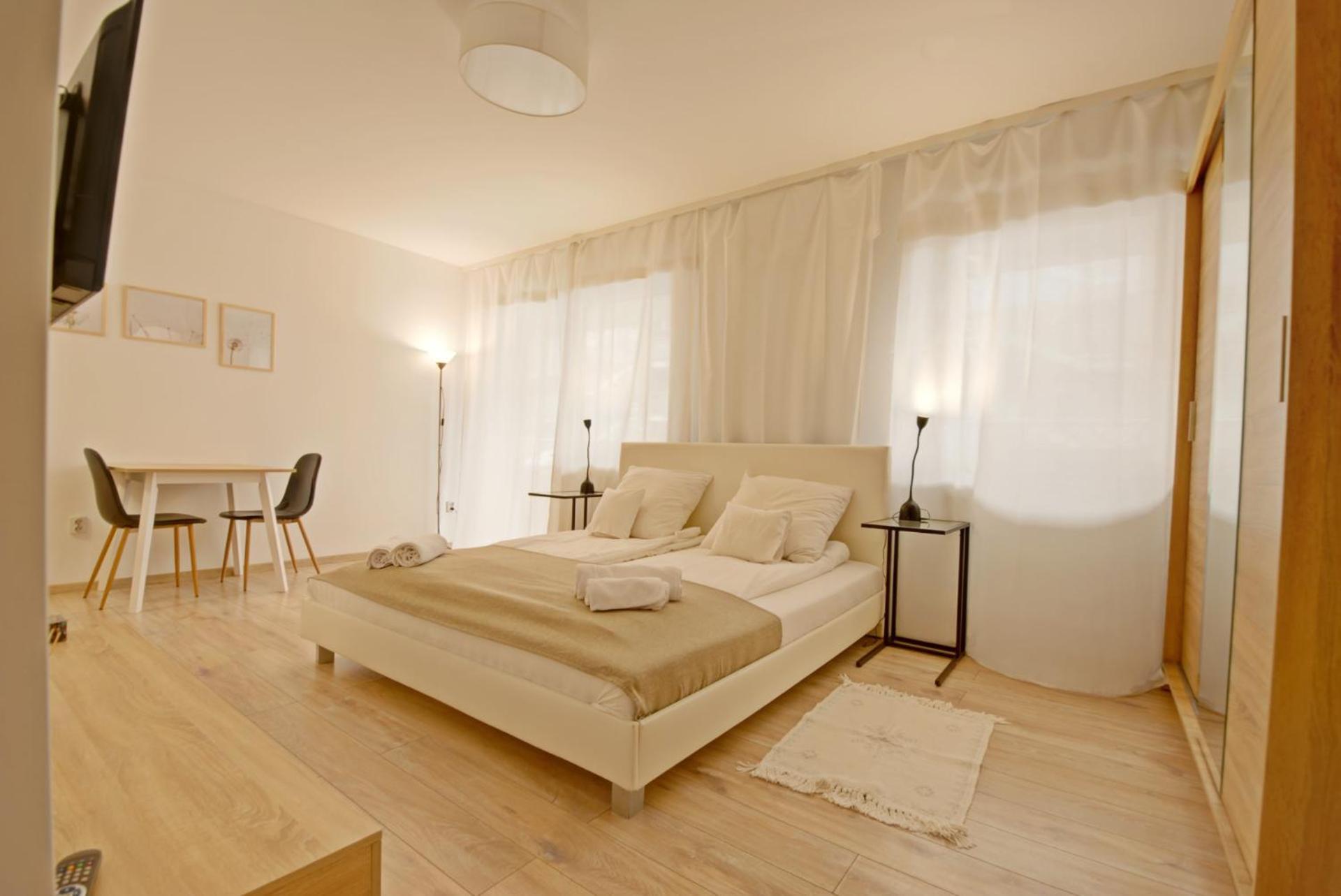 Apartament Rocha เชชูฟ ภายนอก รูปภาพ
